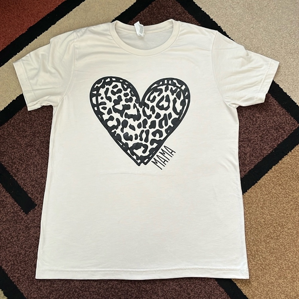 Mama Tee - Size M